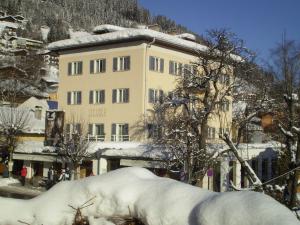 Obiekt Appartements Steiner - SKI IN - SKI OUT zimą