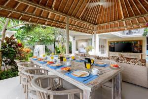 Gallery image of Adinda Balangan Beach Villa in Jimbaran