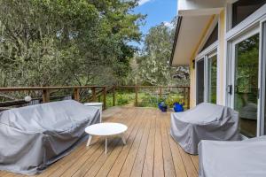 Balkón nebo terasa v ubytování Tranquil Treehouse