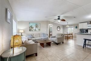 Kuchyň nebo kuchyňský kout v ubytování White Palm