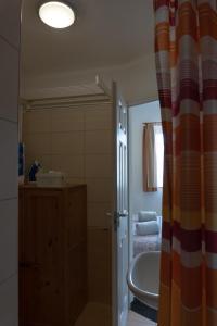 O baie la City Apartman Siófok +19 fotografii