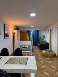 Uma área de estar em Hostal Familiar S&G