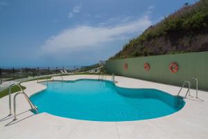 Piscina en o cerca de Split-level apartment with spa & private rooftop