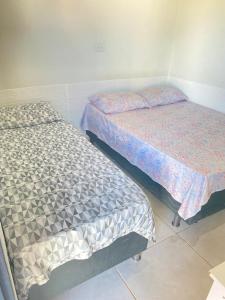 ボニートにあるCasa, Park das Águas 2の寝室に並んで置かれた2つのベッド