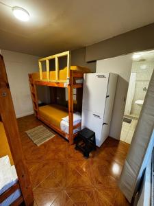 Kuchyň nebo kuchyňský kout v ubytování Tucan Hostel