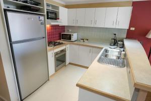 Kuchyň nebo kuchyňský kout v ubytování Whistler 3