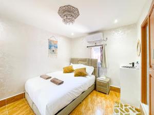 Postel nebo postele na pokoji v ubytování Bubbly Hostel Marrakech