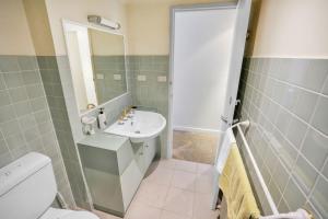 Koupelna v ubytování Whistler 1C + 3 fotografie