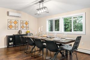 Galeri foto Modern Lodge on 6 acres - 15 mins to Camelback di Cresco
