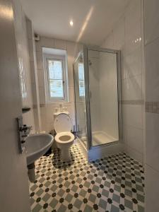 Ванная комната в A5-2nd Flr 1 bed flat near Elephant and Castle