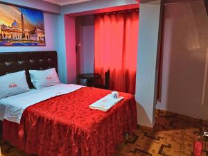 Ảnh trong thư viện ảnh của Visita Lima con excelente ubicación, wifi gratis y vistas en "Hostal Paris 1" ở Lima +64 ảnh