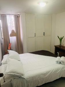 Galería fotográfica de Habitación en apartamento compartido al frente del cc Unico en Barranquilla 17 fotos más