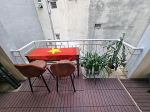 Balkón nebo terasa v ubytování Lushstay Hanoi - Train Street Hostel