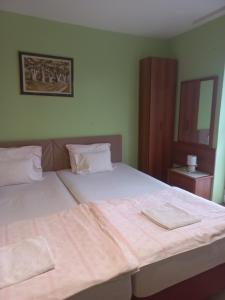 Postel nebo postele na pokoji v ubytování Hostel Bata
