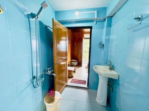 Ένα μπάνιο στο Darjeeling Homes The Glory