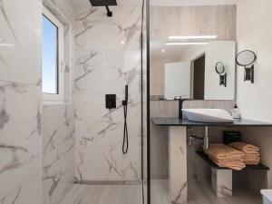 Ένα μπάνιο στο Vistas al Mar, cerca de la playa en Harmony +18 φωτογραφίες