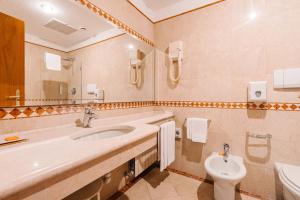 Koupelna v ubytování Crystal Hotel Varese