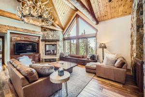 Posezení v ubytování Bridge to Solitude home + 46 fotografií