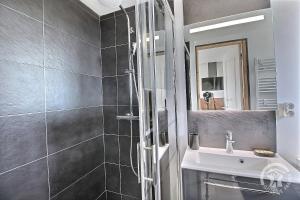 Koupelna v ubytování Penty des roitelets + 24 fotografií
