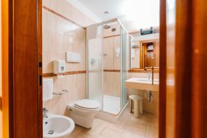 Koupelna v ubytování Crystal Hotel Varese