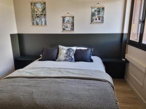 Postel nebo postele na pokoji v ubytování CocoN idéalement placé à l'Ermitage