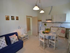 Kuchyň nebo kuchyňský kout v ubytování Apartment in Gatteo near Adriatic Beach