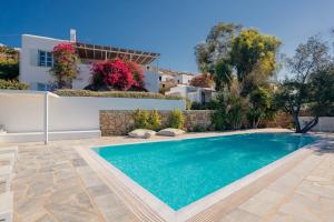 Πισίνα στο ή κοντά στο BougainVilla Mykonos