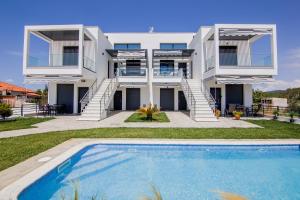 Bassein majutusasutuses Olympiada Residential Complex & Villas või selle lähedal