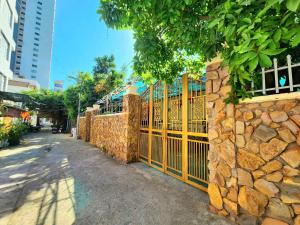 Budova, kde se vila nachází