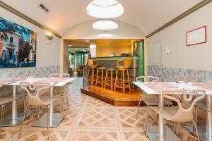 Posezení v ubytování Crystal Hotel Varese