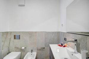 Bilik mandi di Ariston - Casino - Private Parking Glamour 1 +12 gambar