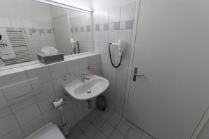 Koupelna v ubytování Hotel zum Hirschen