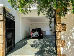 Mynd úr myndasafni af Un refugio rústico con alma y estilo propio í Asuncion