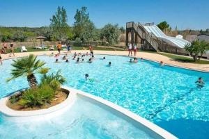 Φωτογραφία από το άλμπουμ του Camping 4 étoiles - Parc aquatique - eeibgf σε Gruissan