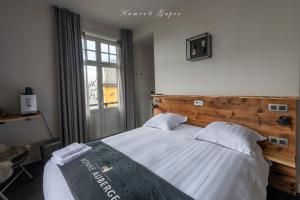 Postel nebo postele na pokoji v ubytování Hotel Bonne Auberge (Adults Only)
