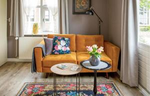 Posezení v ubytování Cozy Home In Blokzijl