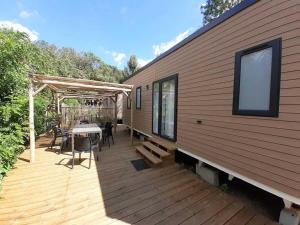 Billede fra billedgalleriet på Chalet 3 étoiles - Piscine - ccaaaef i Nailloux