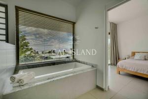 Imagen de la galería de Villa vue mer avec accès privé plage, en Cap Malheureux