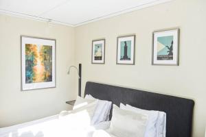 Postel nebo postele na pokoji v ubytování Hotell Björkhaga