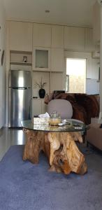 Η κουζίνα ή μικρή κουζίνα στο The Sangka House NUSA DUA