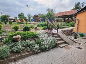 Zahrada ubytování Apartmán LUKA 3