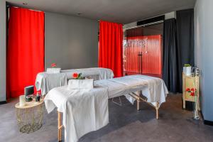 Zaplecze spa i wellness w obiekcie Hotel Vibra District - Adults Only