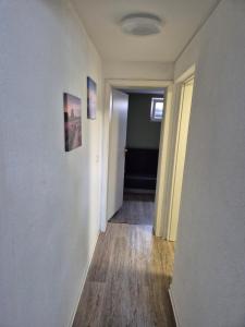 Fotografie z fotogalerie ubytování Apartment Ahnatal v destinaci Ahnatal