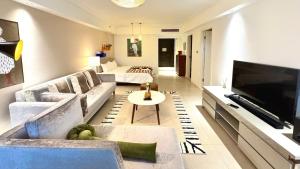 Qian's House Wanyu All-Suite Holiday Apartment電視和／或娛樂中心
