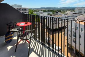 Balkon lub taras w obiekcie Hotel Vibra District - Adults Only