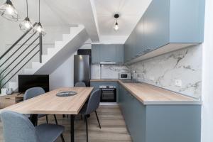 Cucina o angolo cottura di Danai & Palm Residential Complexes