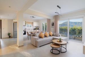 Imagen de la galería de Nikol Seaview Luxury Apartments, en Dassia
