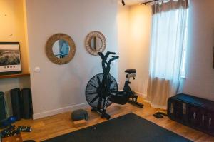 Posilňovňa alebo fitness centrum v ubytovaní Maison Grand Sable