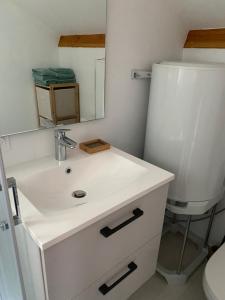 Koupelna v ubytování Maison côté Auvergne + 11 fotografií