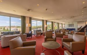 Posezení v ubytování Hotel de Guimaraes Business & SPA